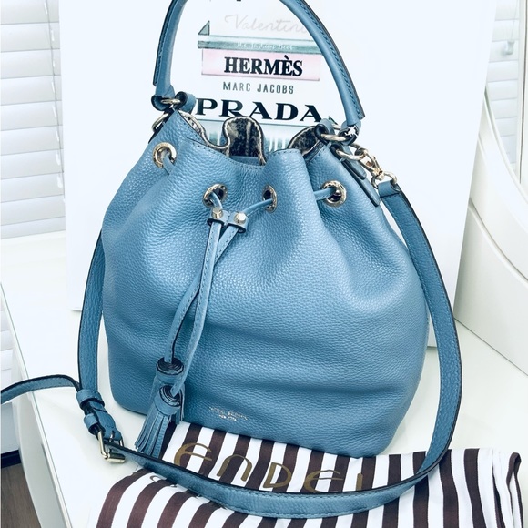henri bendel Handbags - Henri Bendel Bedford Blue Pebbled Leather Drawstring Bucket Bag